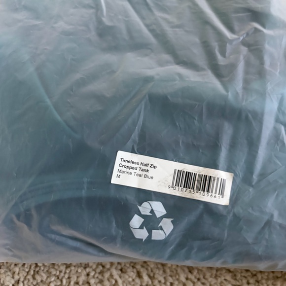 NWT Oner Active TIMELESS HALF ZIP CROP TANK Marine Teal - Picture 6 of 6